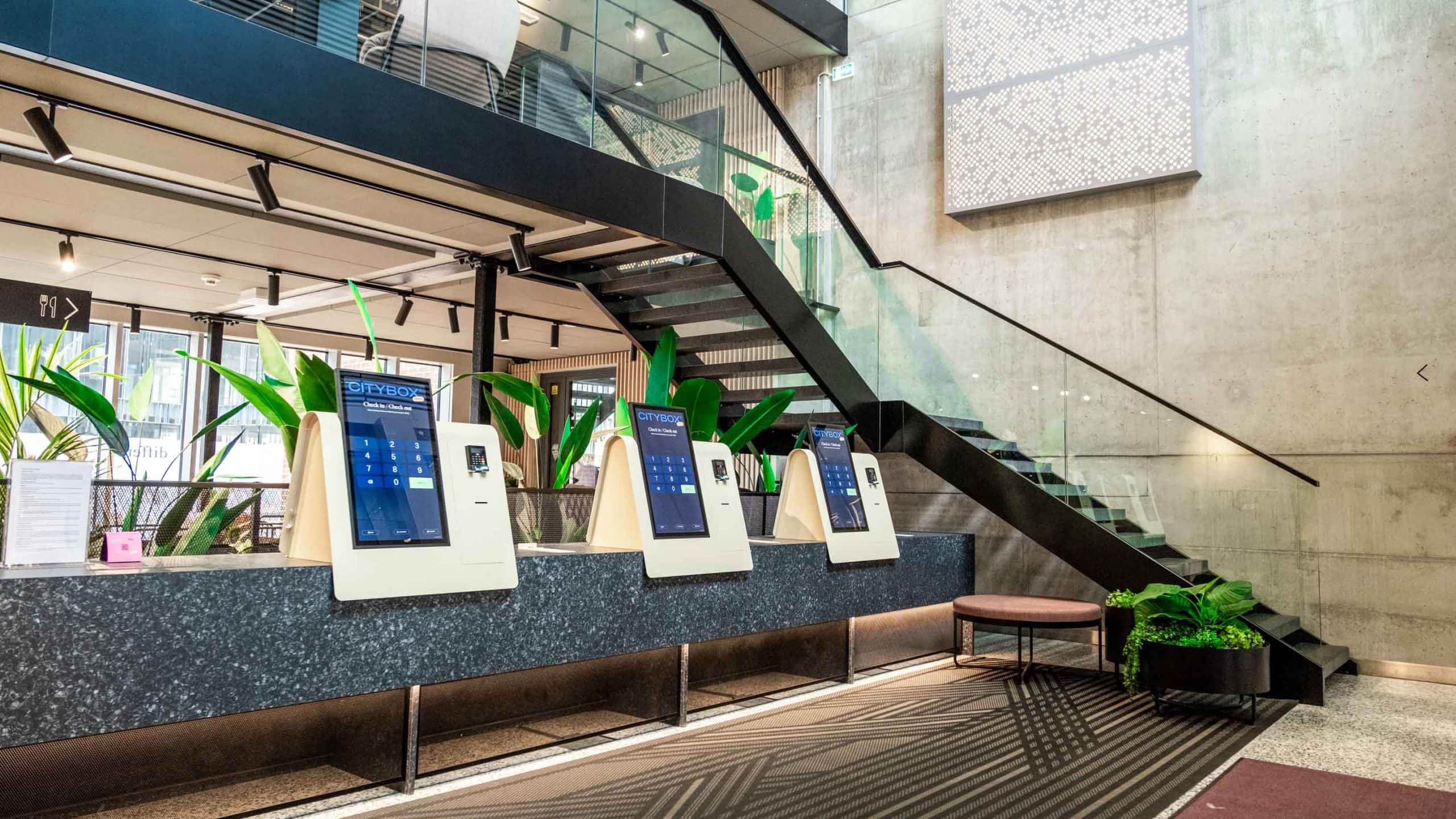 Picture of the self service check-in terminals in CItybox Tallinn